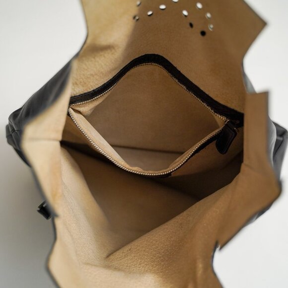 Vintage Anya Hindmarch Leather Flap Should Bag With Perforated Logo - Picture 6 of 9